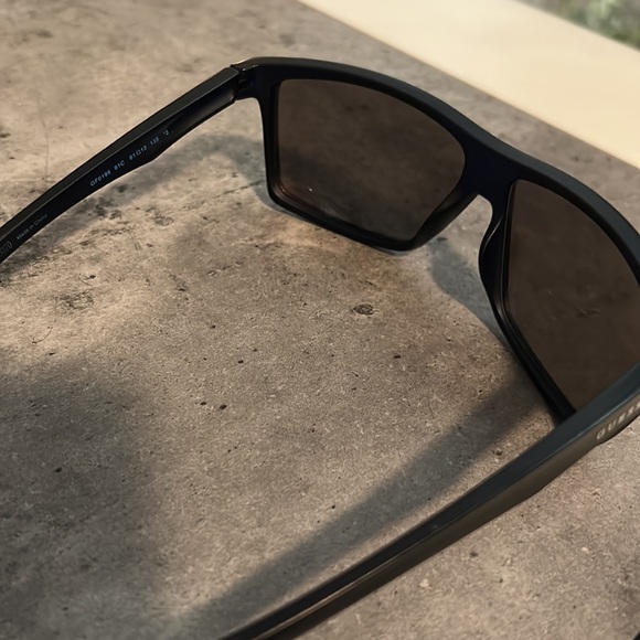 Guess sunglasses - Picture 3 of 3